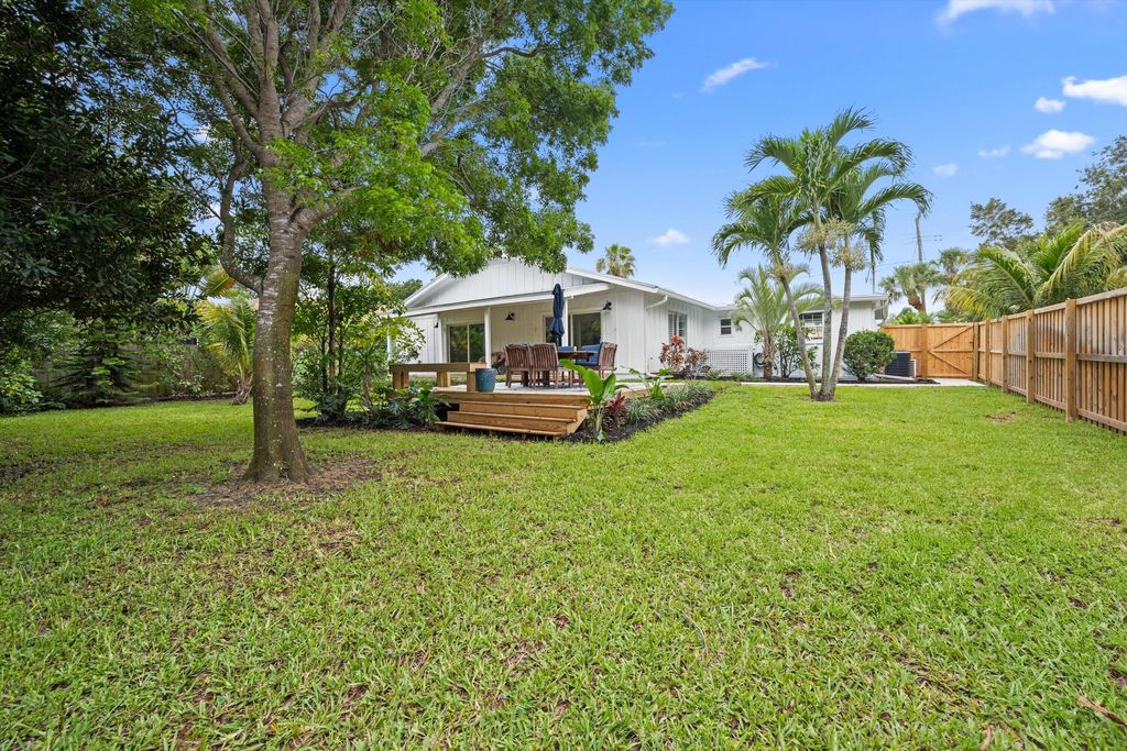 Photo of 1567 NE Sottong Avenue, Jensen Beach, FL 34957 (MLS # R11098284)