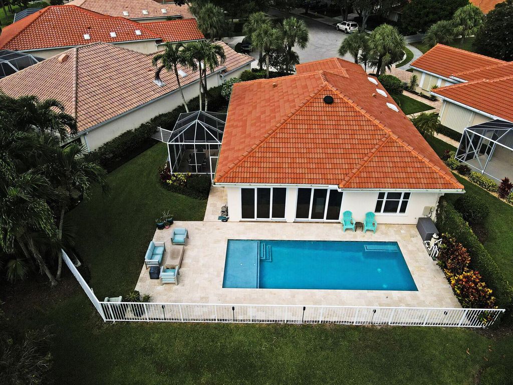 Photo of 458 Kelsey Park Drive, Palm Beach Gardens, FL 33410 (MLS # R10905611)