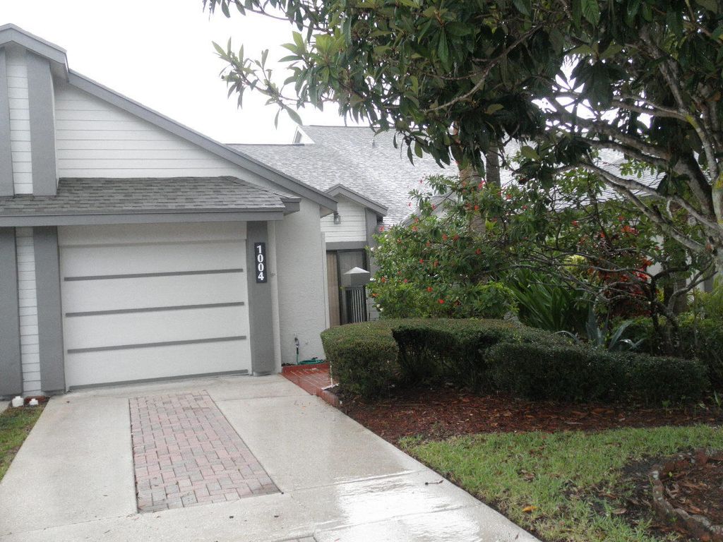 Photo of 1004 Landings Boulevard, West Palm Beach, FL 33413 (MLS # R10997339)