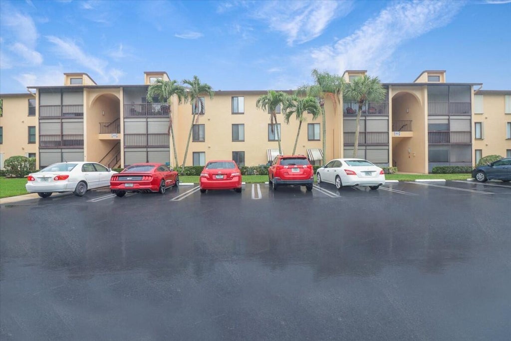 Photo of 812 Sky Pine Way #G2, Greenacres, FL 33415 (MLS # R10953671)