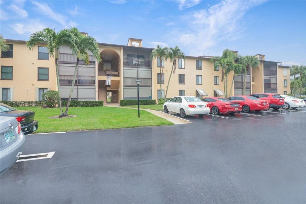 Photo of 812 Sky Pine Way #G2, Greenacres, FL 33415 (MLS # R10953671)