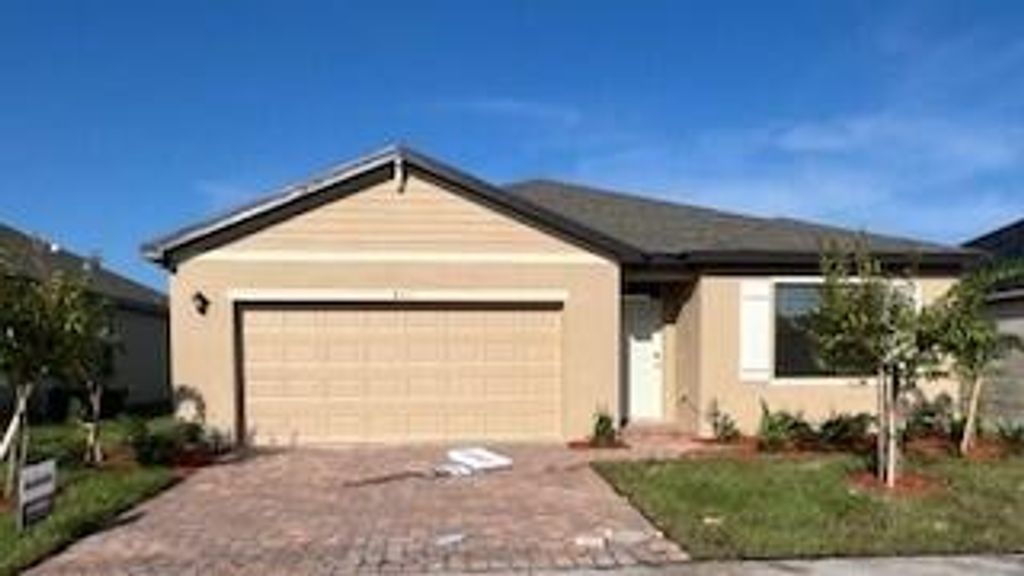 Photo of 453 Seafoam Circle, Fort Pierce, FL 34945 (MLS # R10984704)