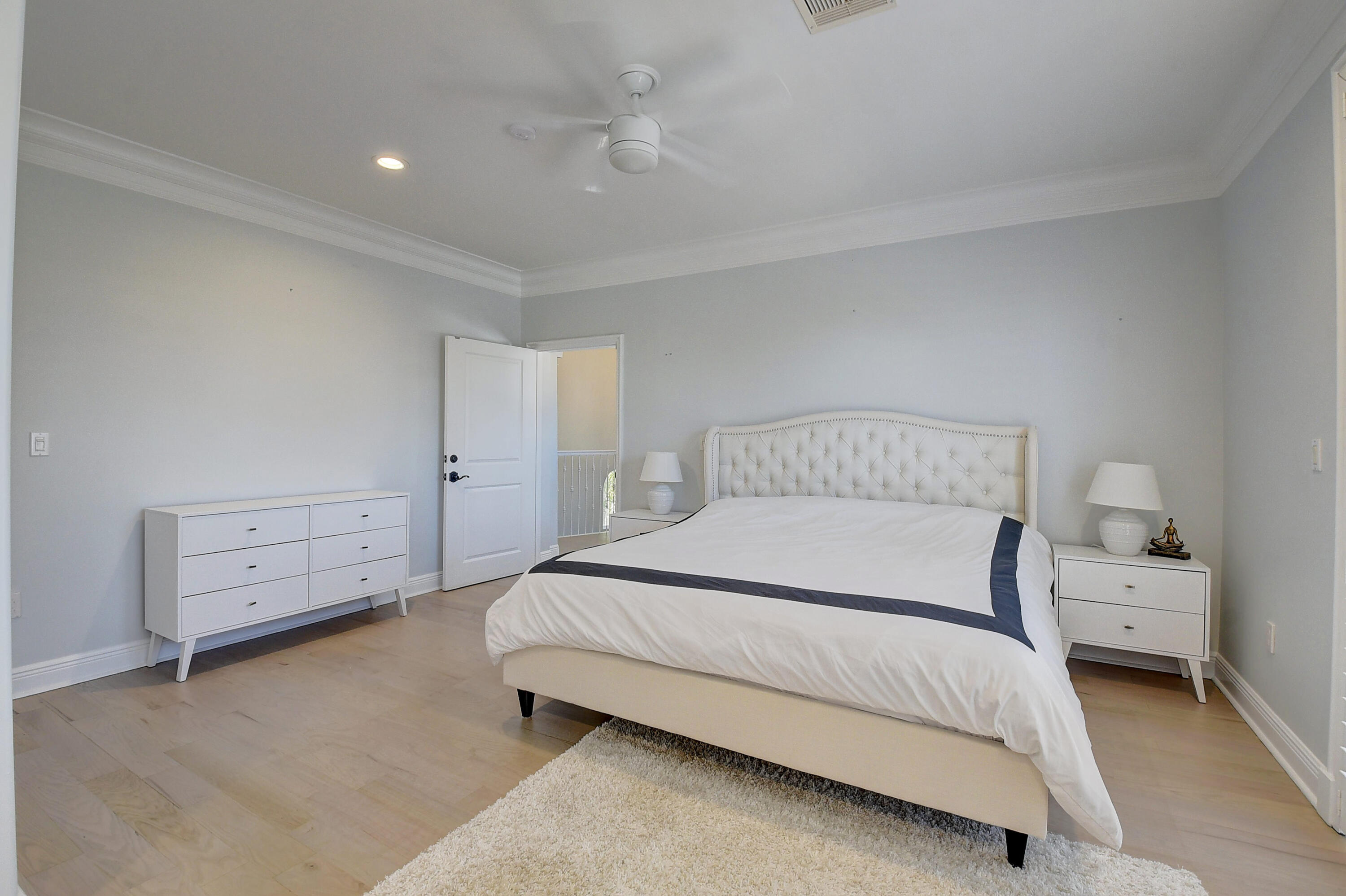 WHISEM UNIT B - Residential