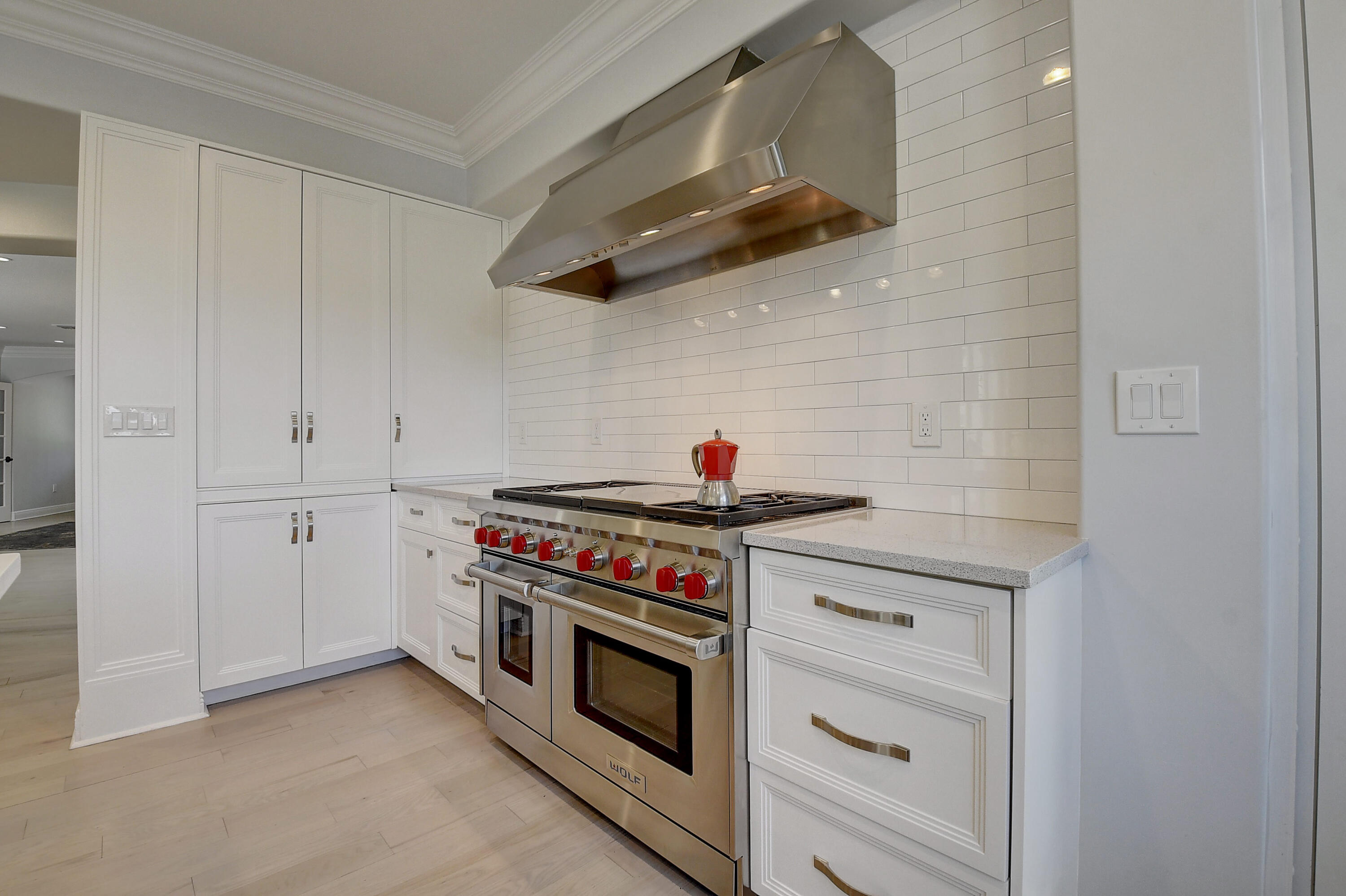 WHISEM UNIT B - Residential