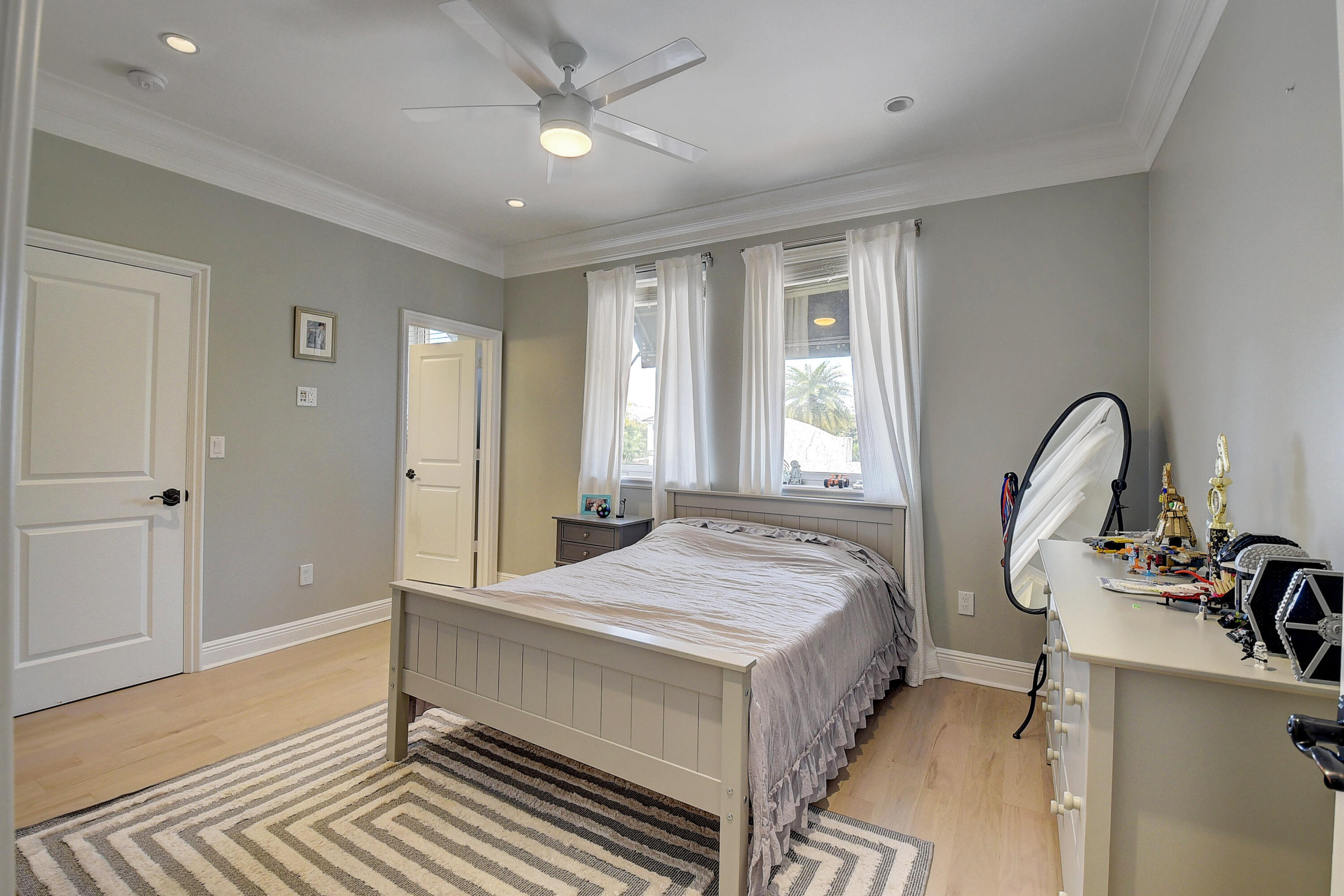 WHISEM UNIT B - Residential