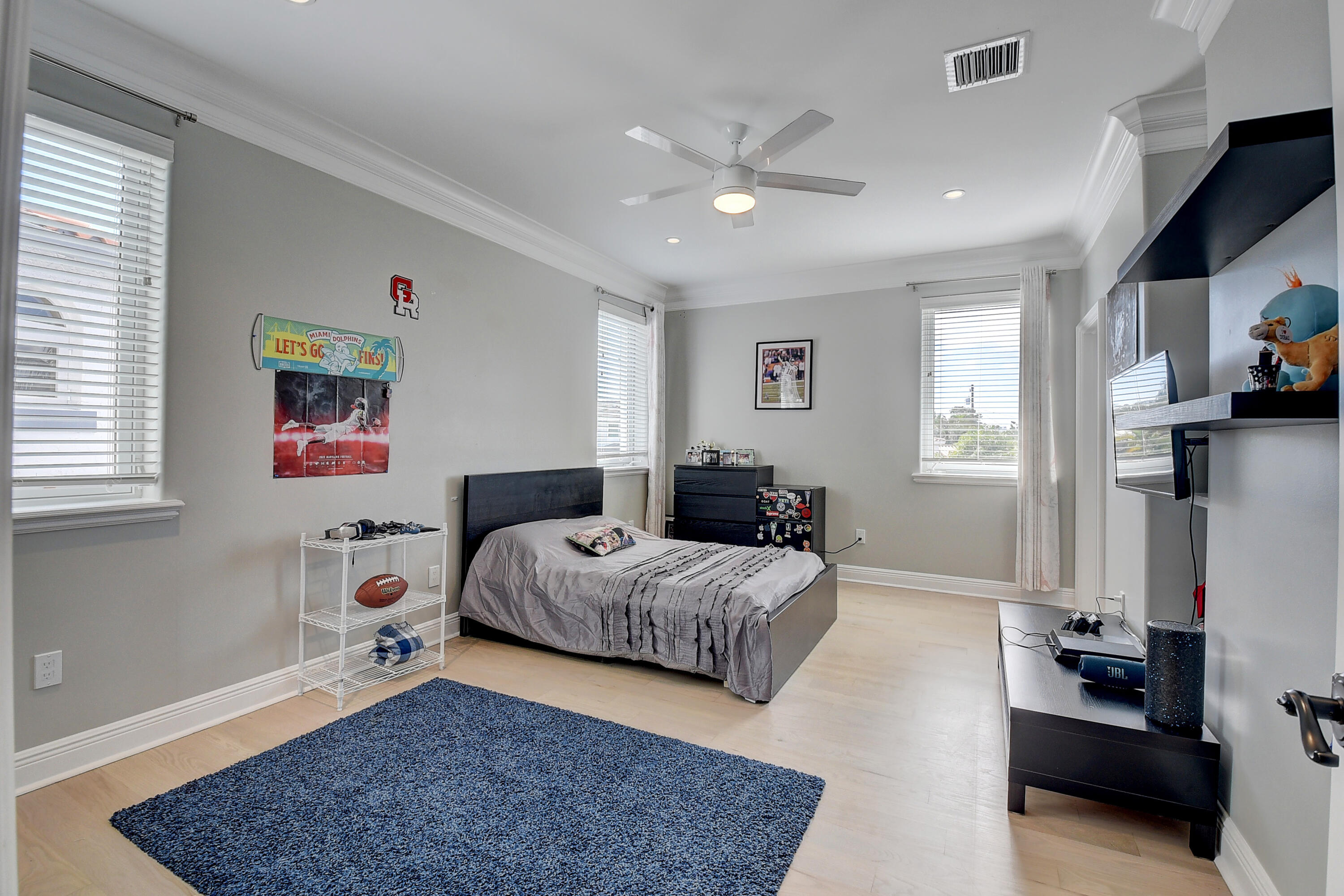 WHISEM UNIT B - Residential