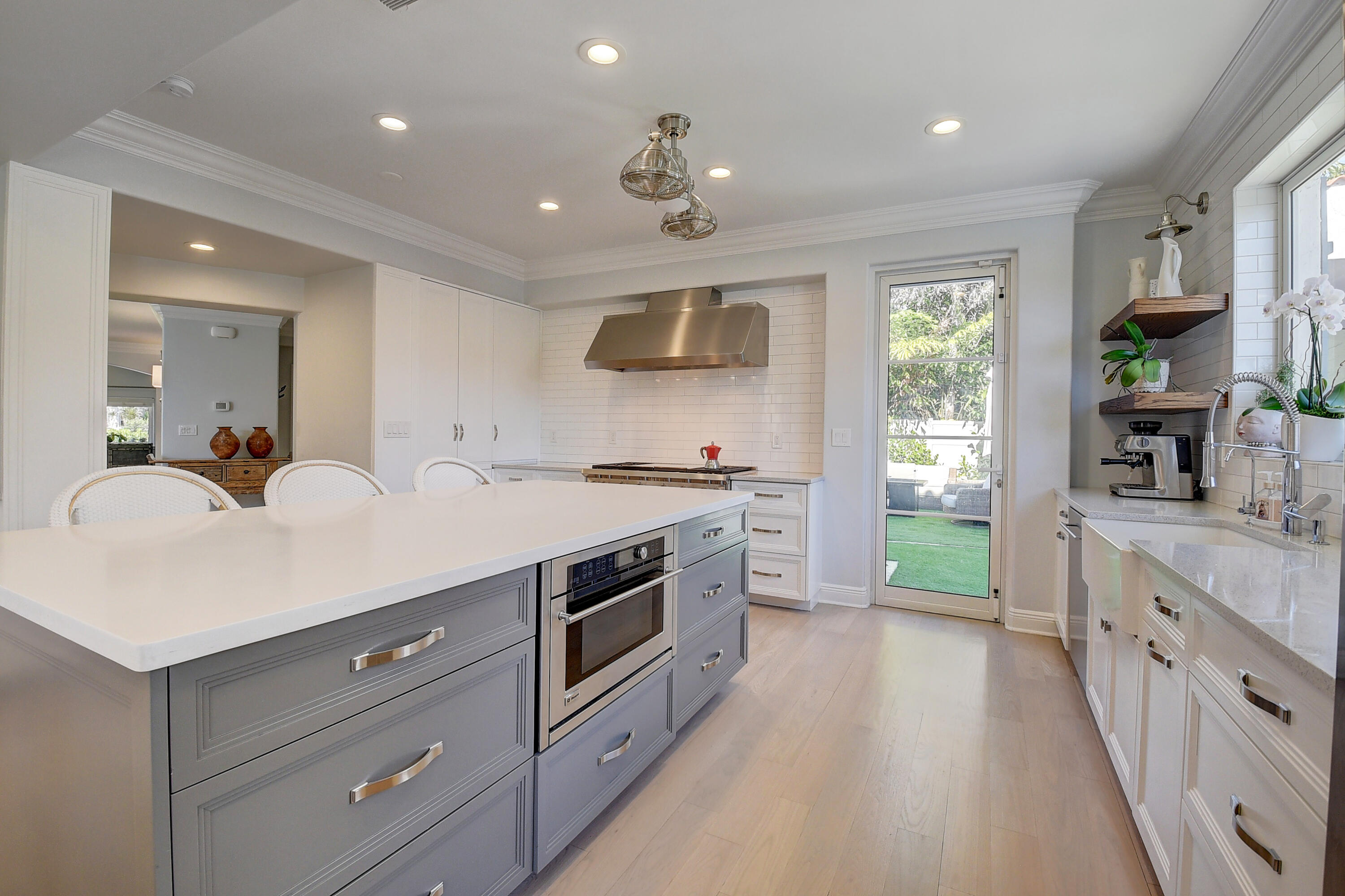 WHISEM UNIT B - Residential