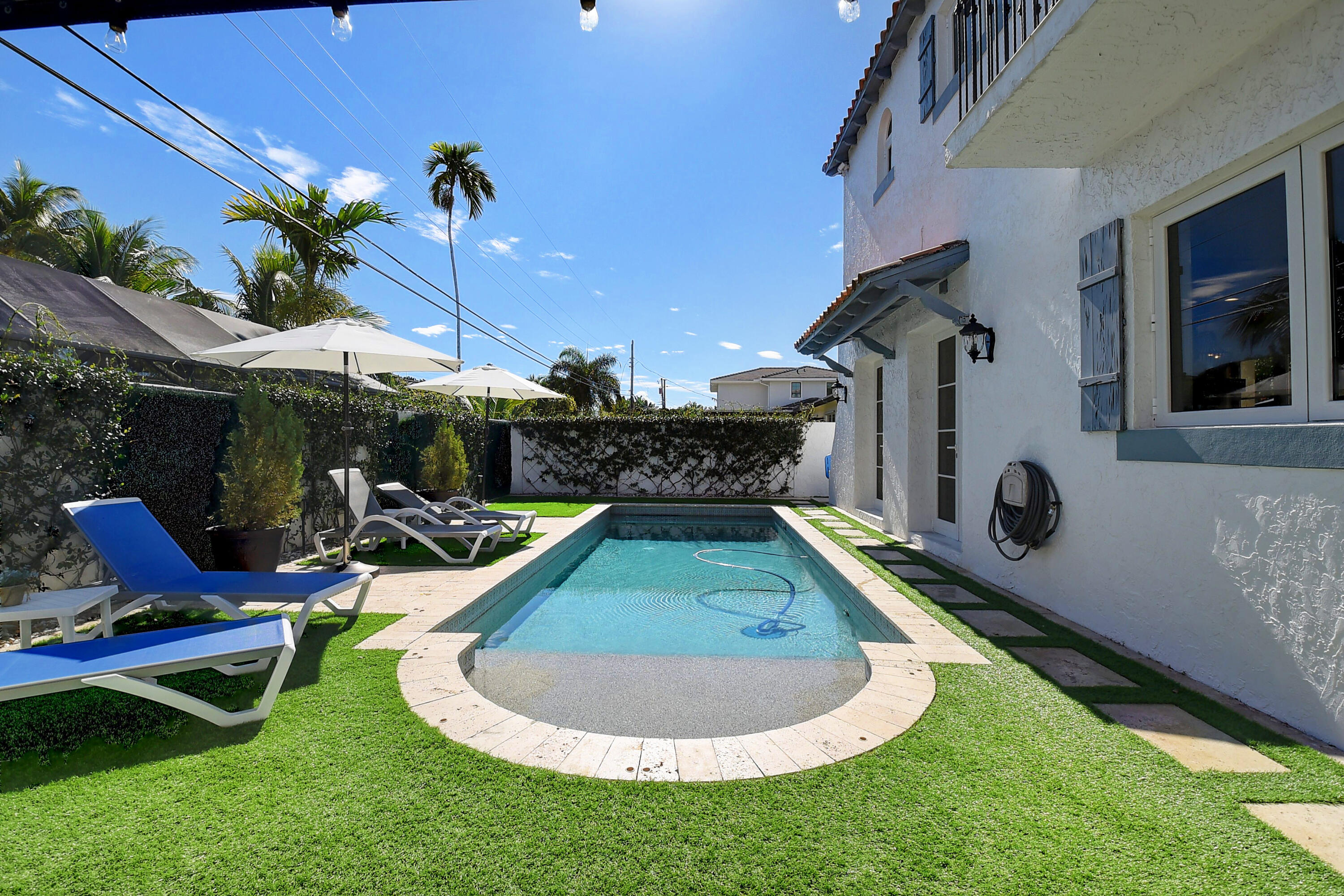 WHISEM UNIT B - Residential