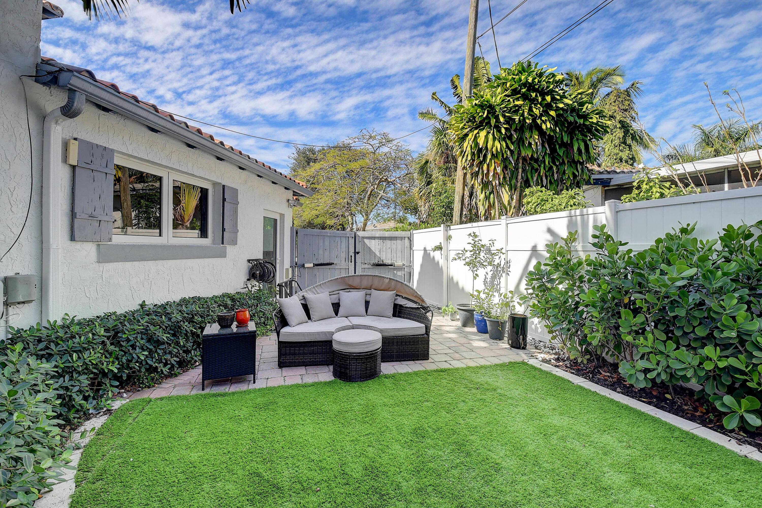 WHISEM UNIT B - Residential