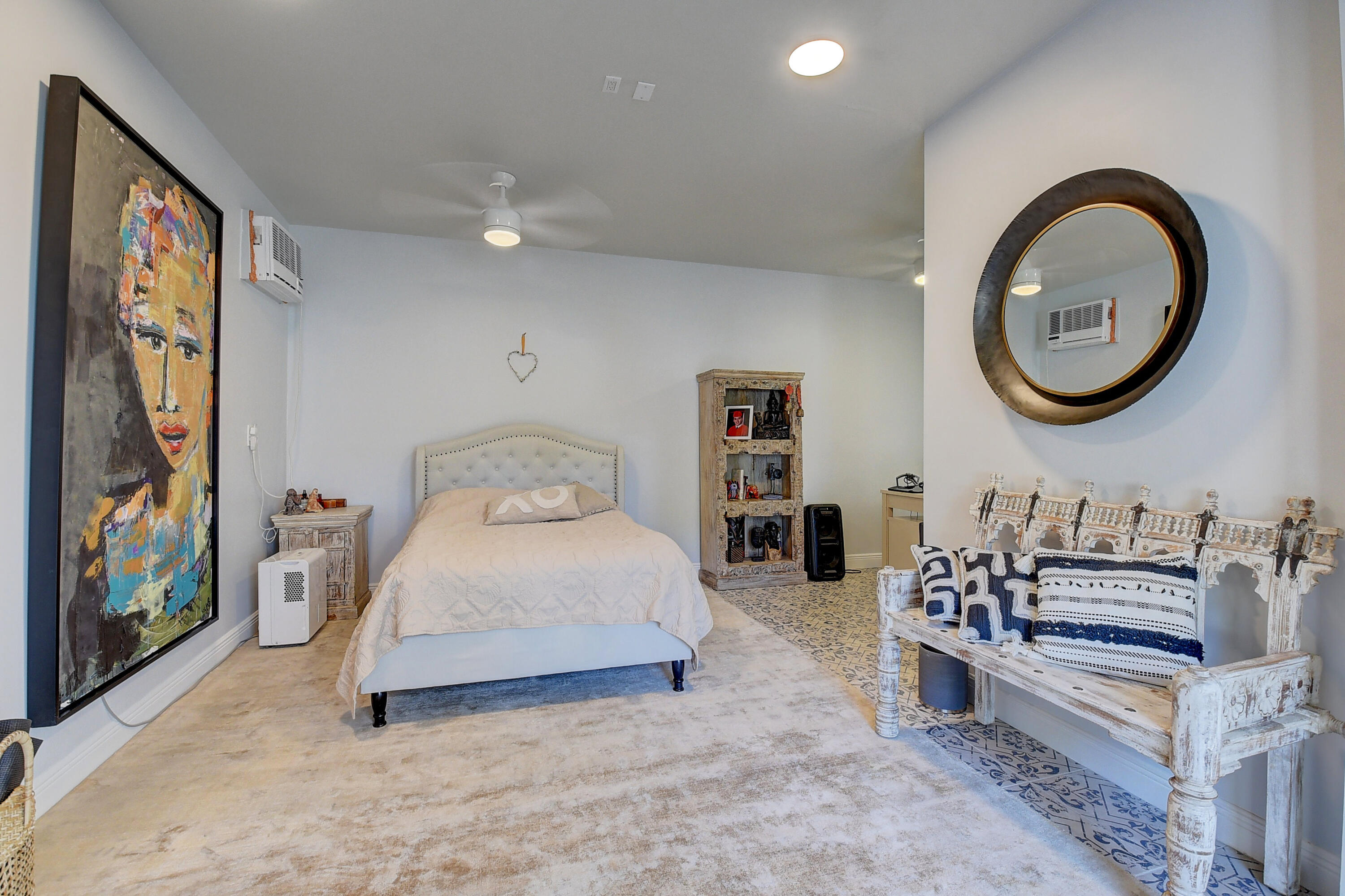 WHISEM UNIT B - Residential