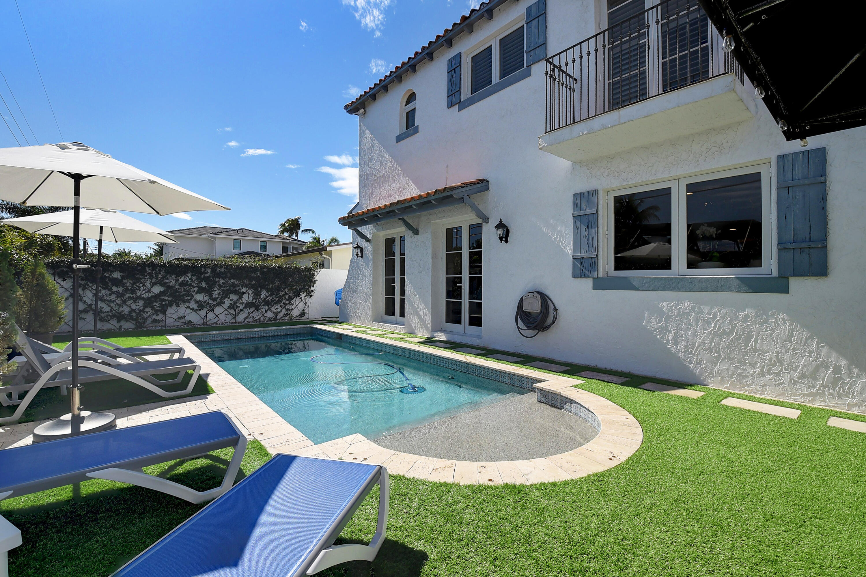 WHISEM UNIT B - Residential