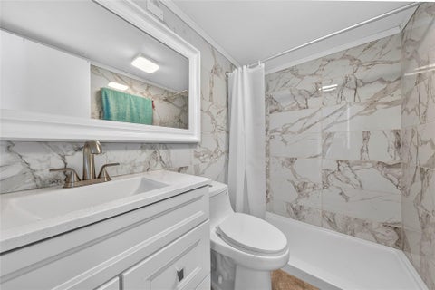 Tiny photo for 51 Farnham C, Deerfield Beach, FL 33442 (MLS # F10555885)