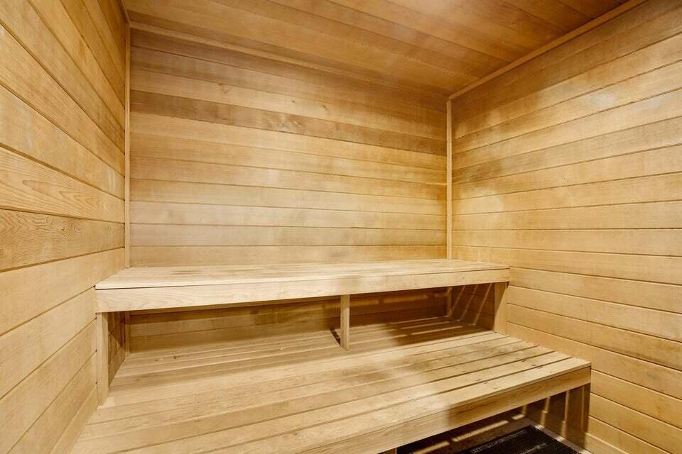 PINEAPPLE GROVE VILLAGE CONDO - Residential Lease