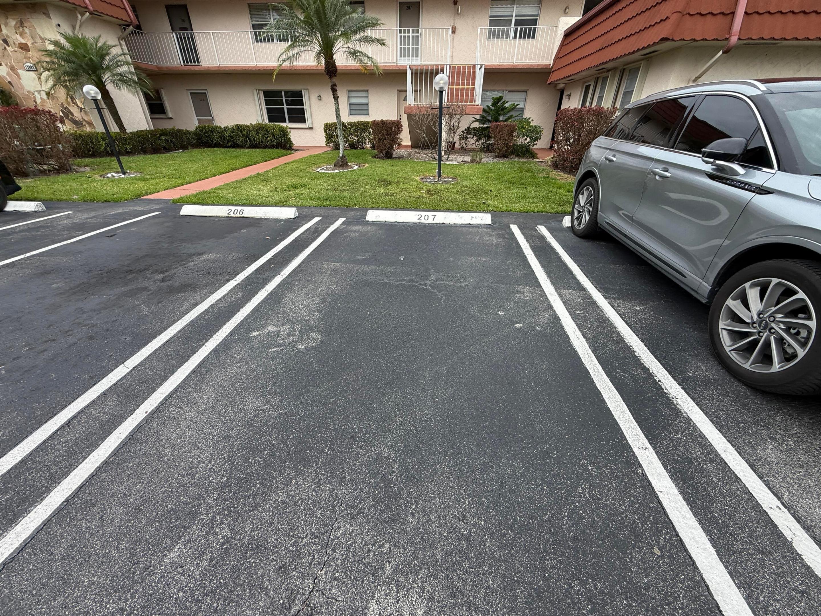 GREENWAY VILLAGE SOUTH CONDO 4 - Residential