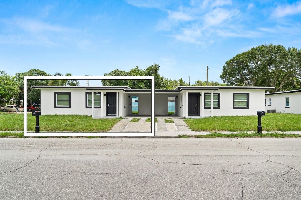 Photo of 602 S 13th Street #1, Fort Pierce, FL 34950 (MLS # F10515907)