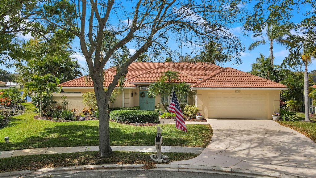 Photo of 18891 Painted Leaf Court, Jupiter, FL 33458 (MLS # R10869891)