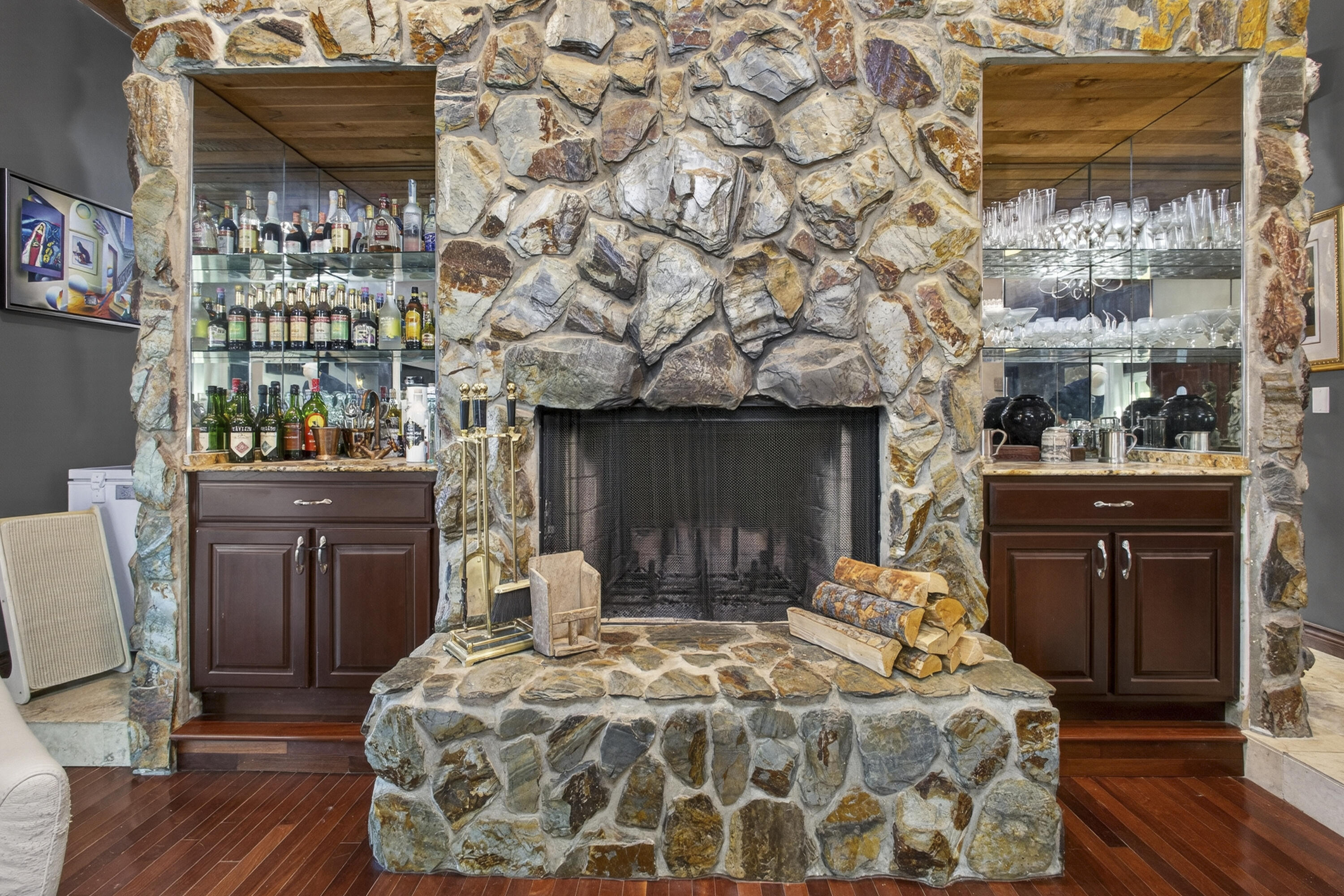 SUGAR POND MANOR - Residential