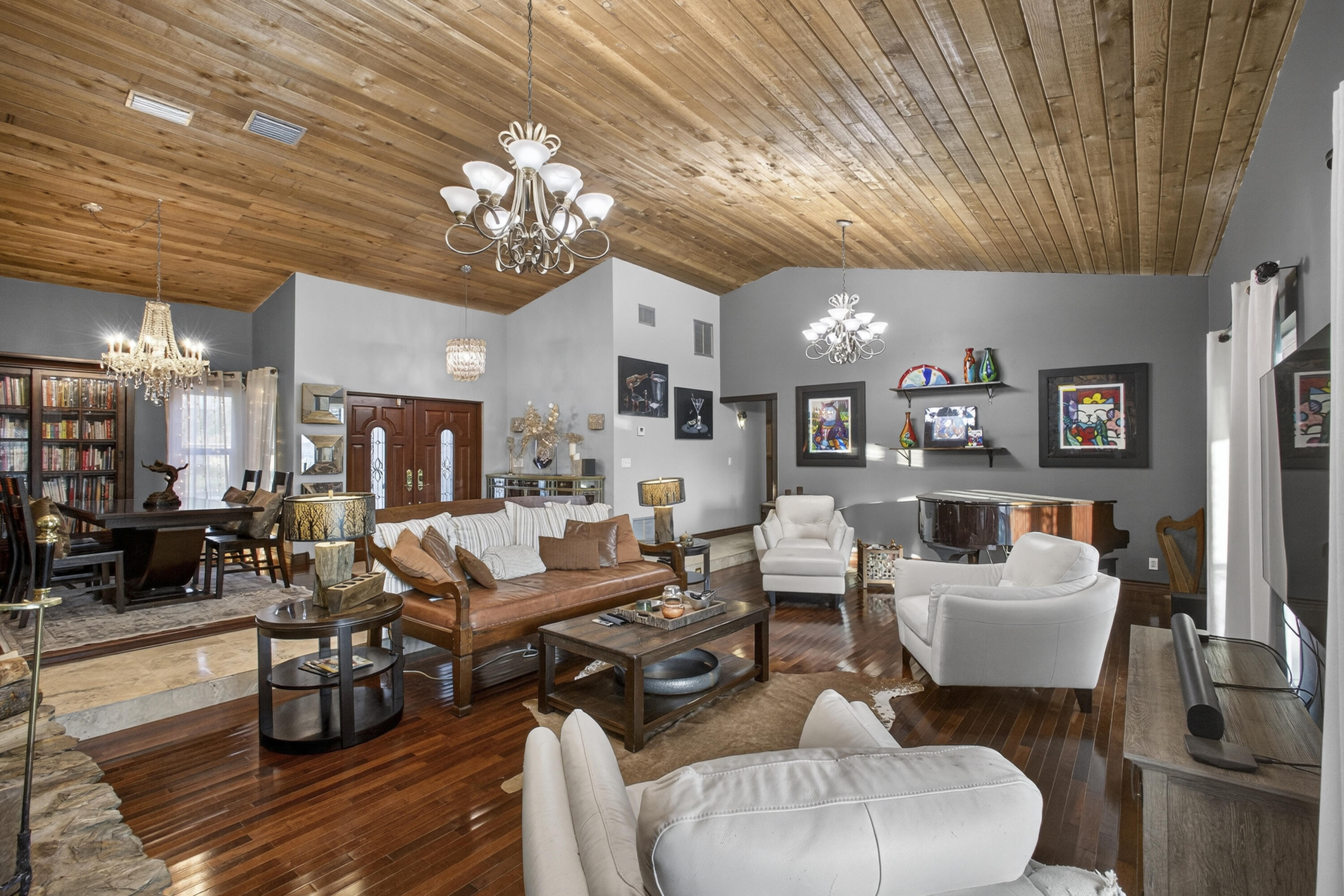 SUGAR POND MANOR - Residential