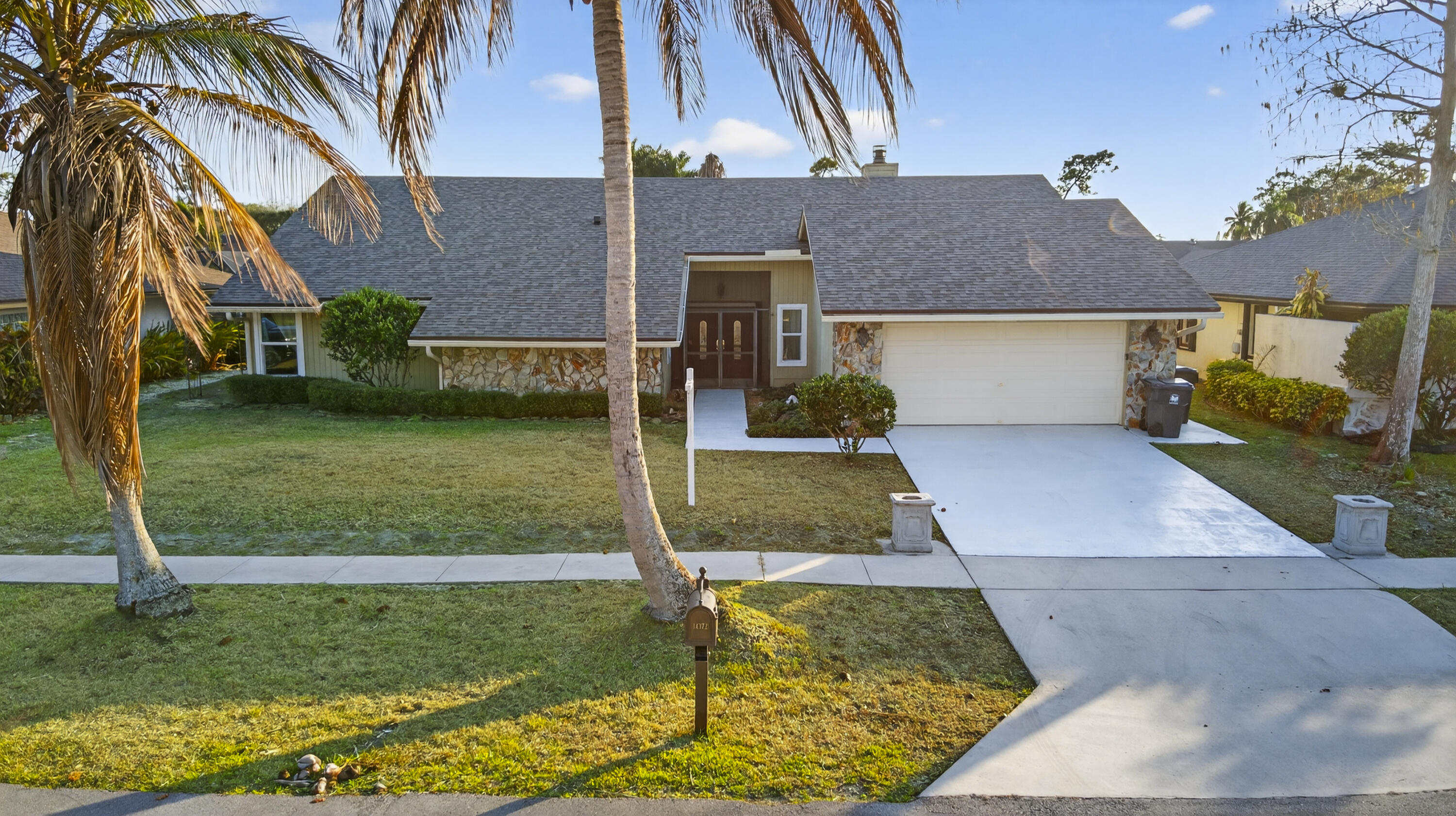 SUGAR POND MANOR - Residential