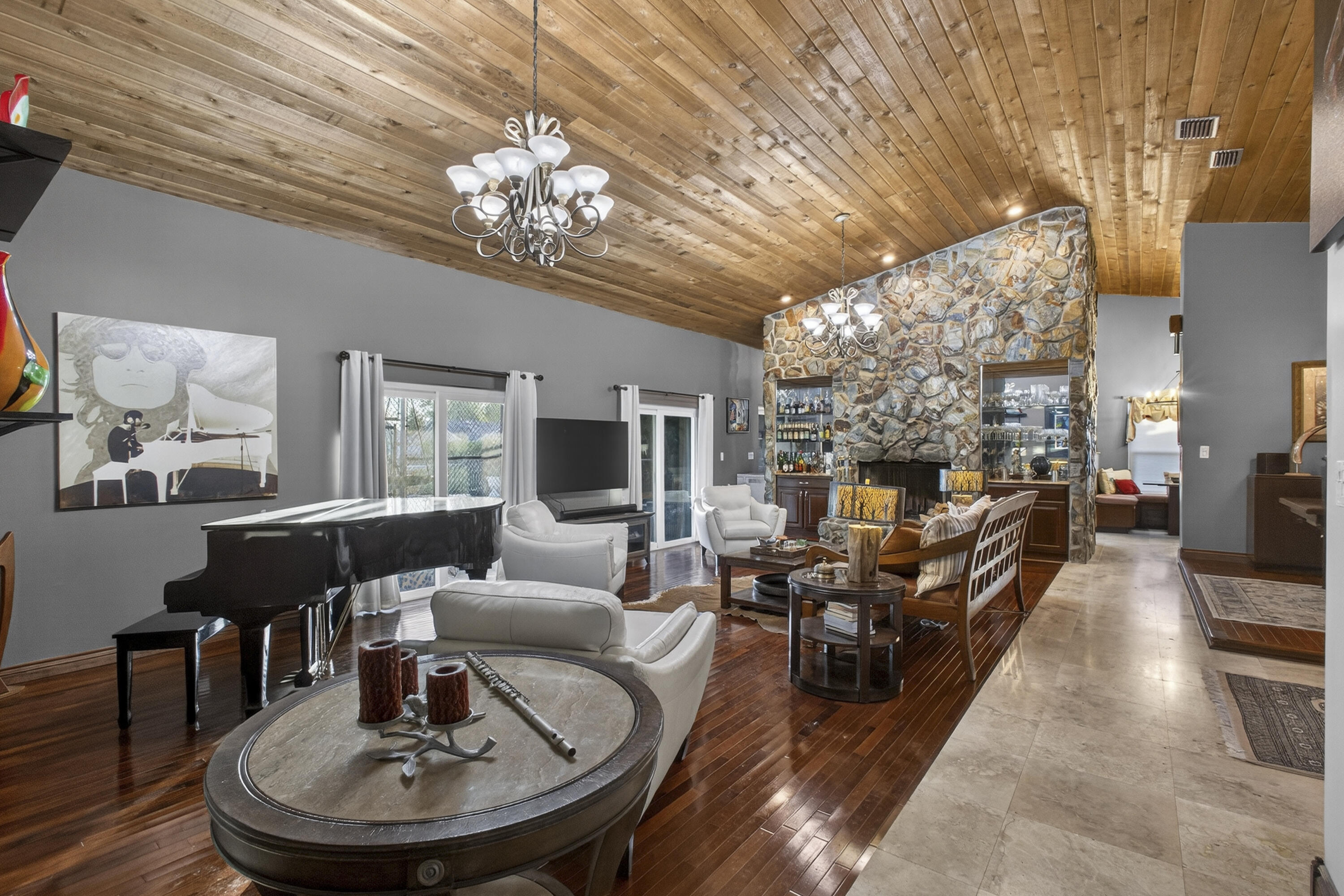 SUGAR POND MANOR - Residential