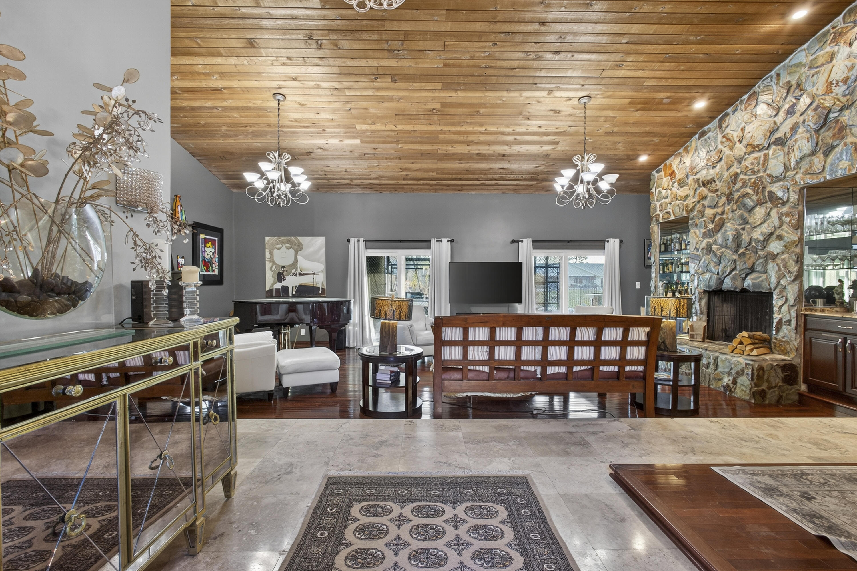 SUGAR POND MANOR - Residential