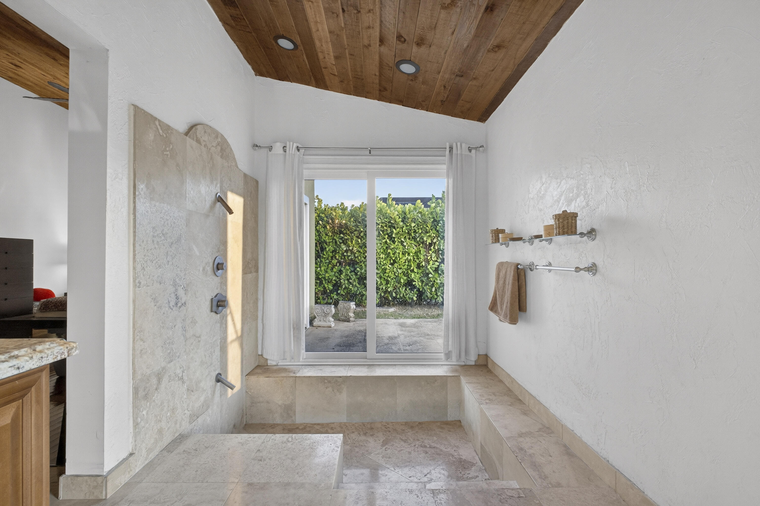 SUGAR POND MANOR - Residential