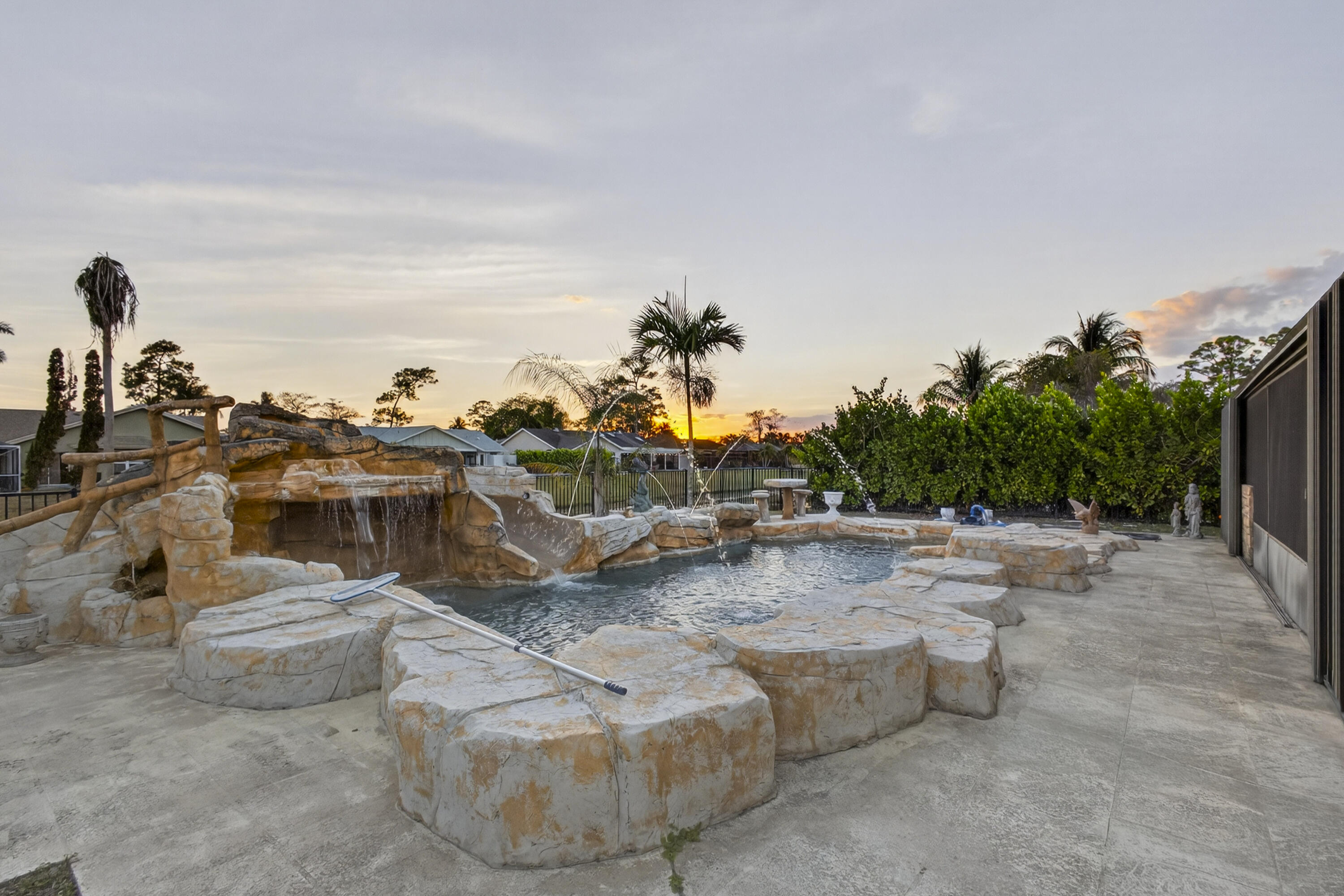 SUGAR POND MANOR - Residential