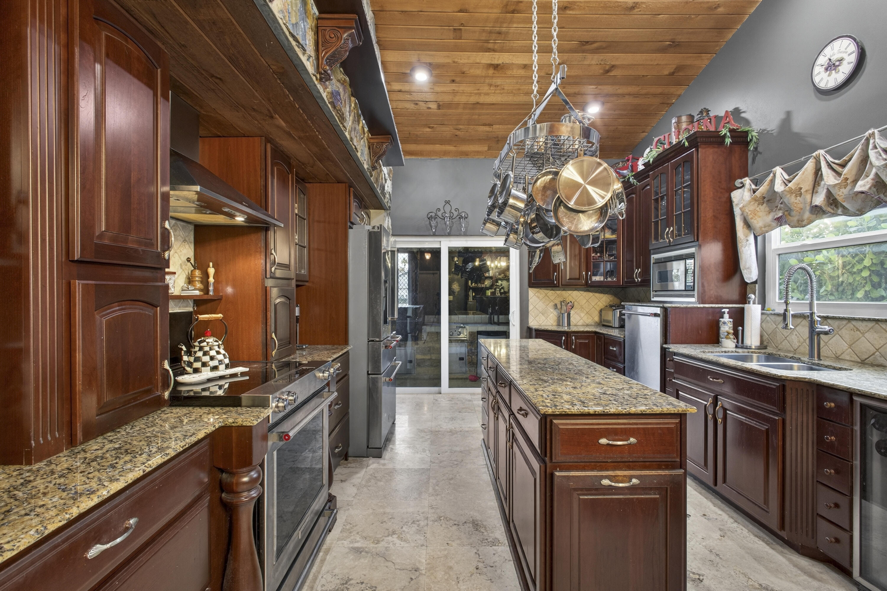 SUGAR POND MANOR - Residential