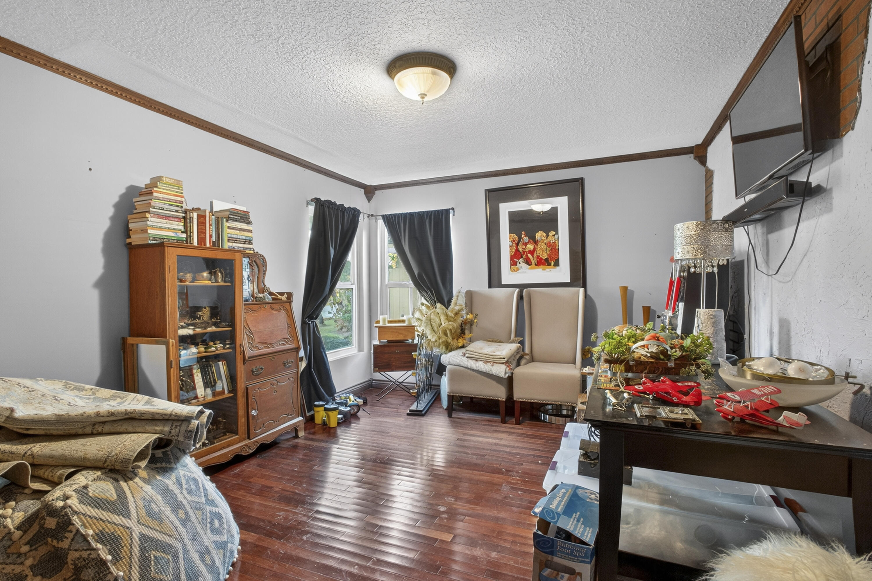 SUGAR POND MANOR - Residential