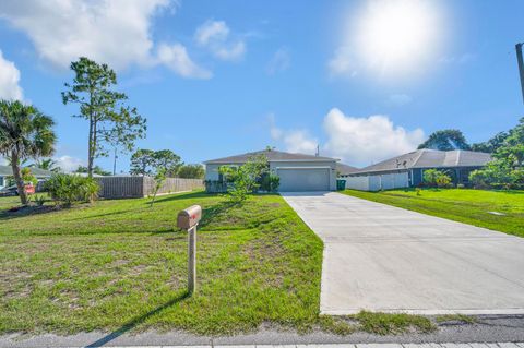 A home in Port St Lucie