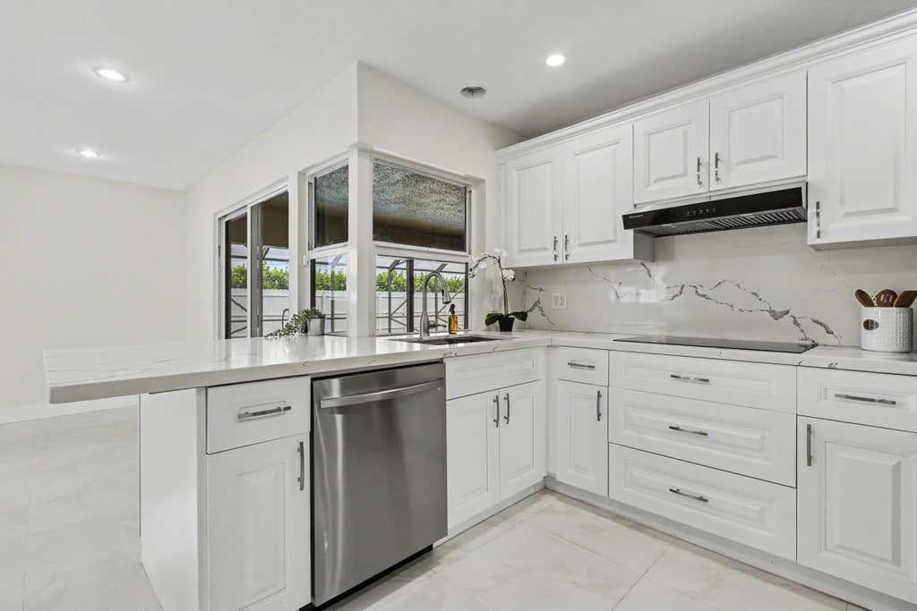 Photo of 630 NW 79th Avenue, Margate, FL 33063 (MLS # B26039482)