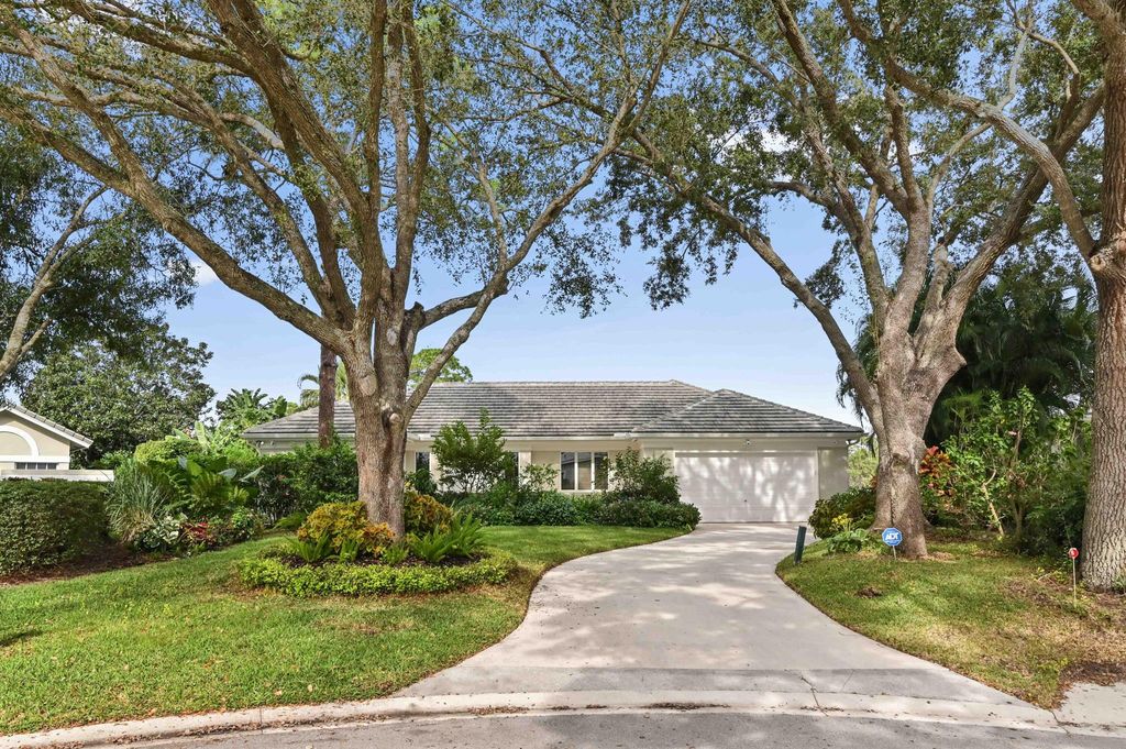 Photo of 10208 Isle Of Pines Court, Port Saint Lucie, FL 34986 (MLS # R10941544)