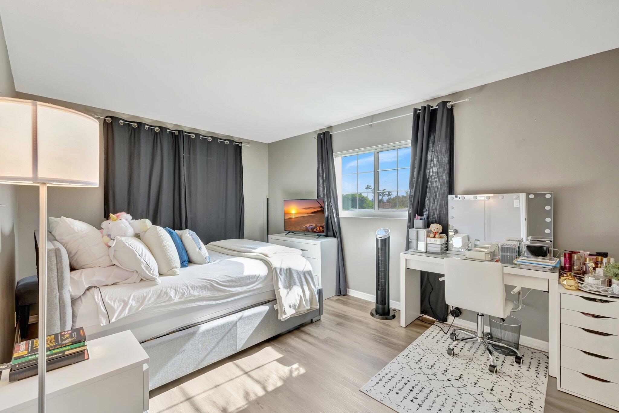 RIVER MANOR CONDO - Residential Lease