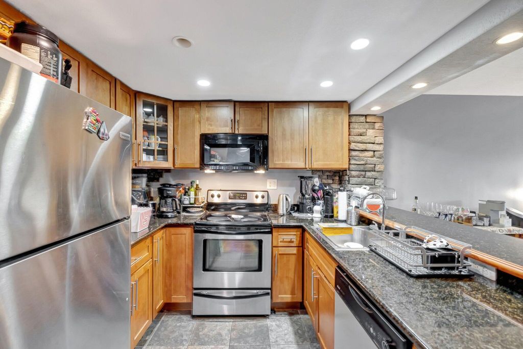 Photo of 3004 NE 5th Terrace #208-c, Wilton Manors, FL 33334 (MLS # B26004309)