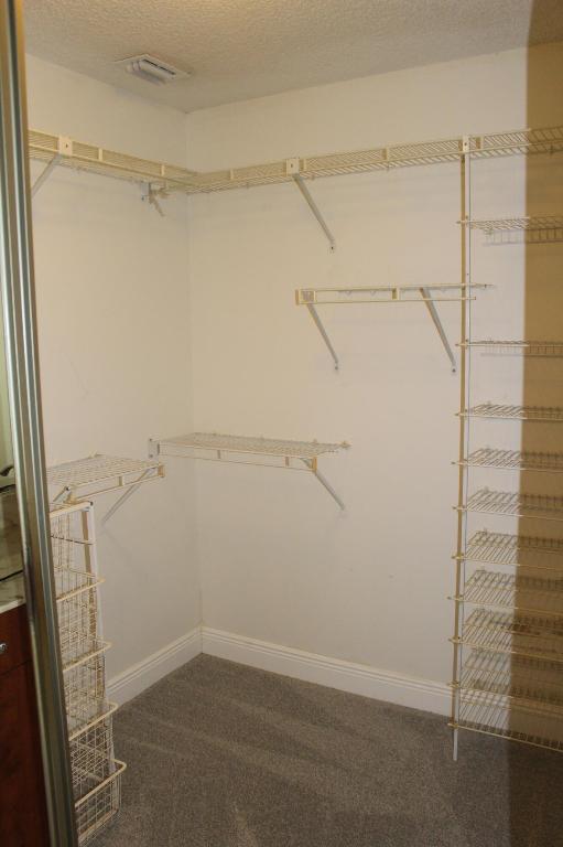 APPLEWOOD VILLAGE III-A CONDO - Residential