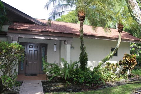 4635 Carambola Circle N 2717 Coconut Creek FL 33066