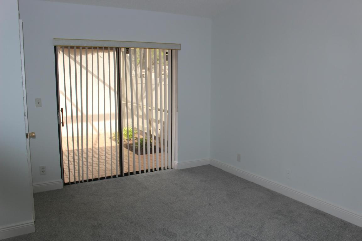 APPLEWOOD VILLAGE III-A CONDO - Residential