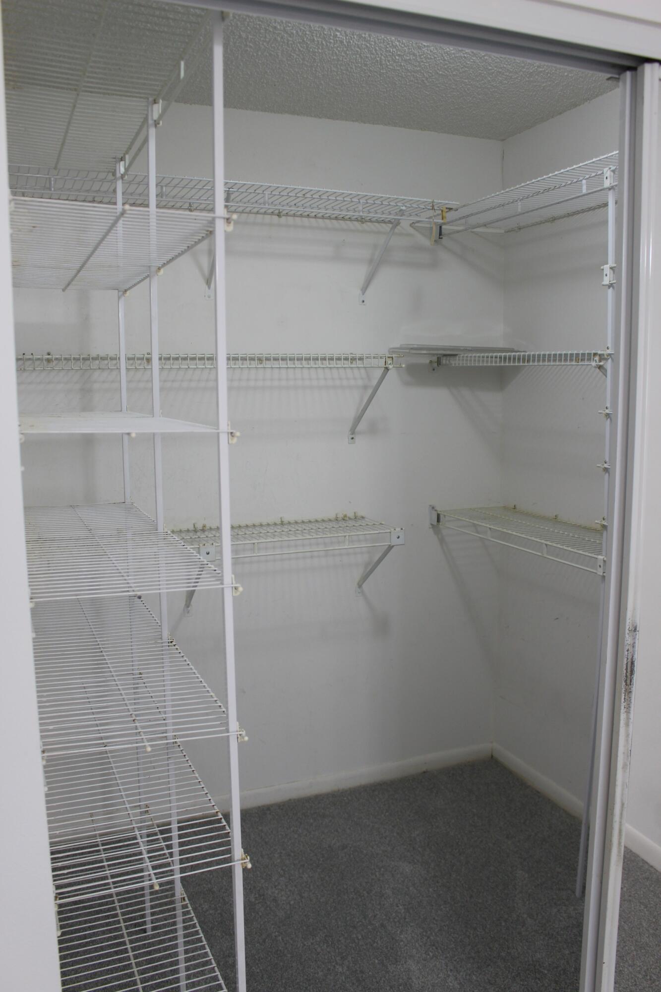 APPLEWOOD VILLAGE III-A CONDO - Residential