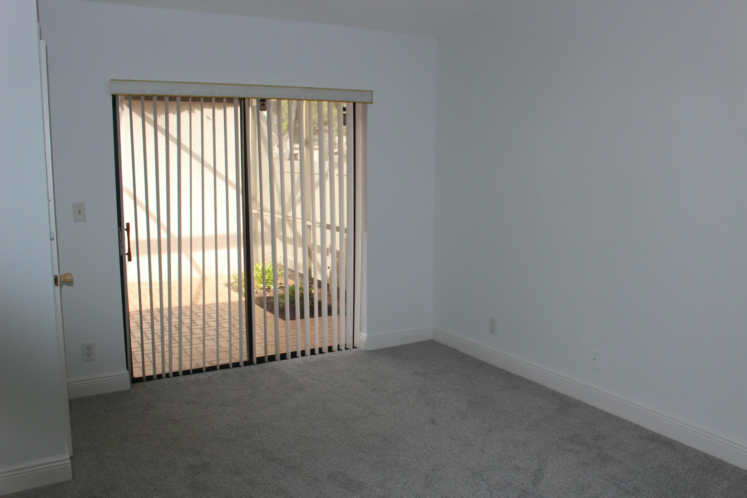 APPLEWOOD VILLAGE III-A CONDO - Residential