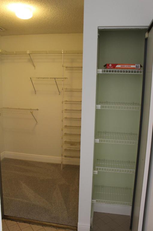 APPLEWOOD VILLAGE III-A CONDO - Residential