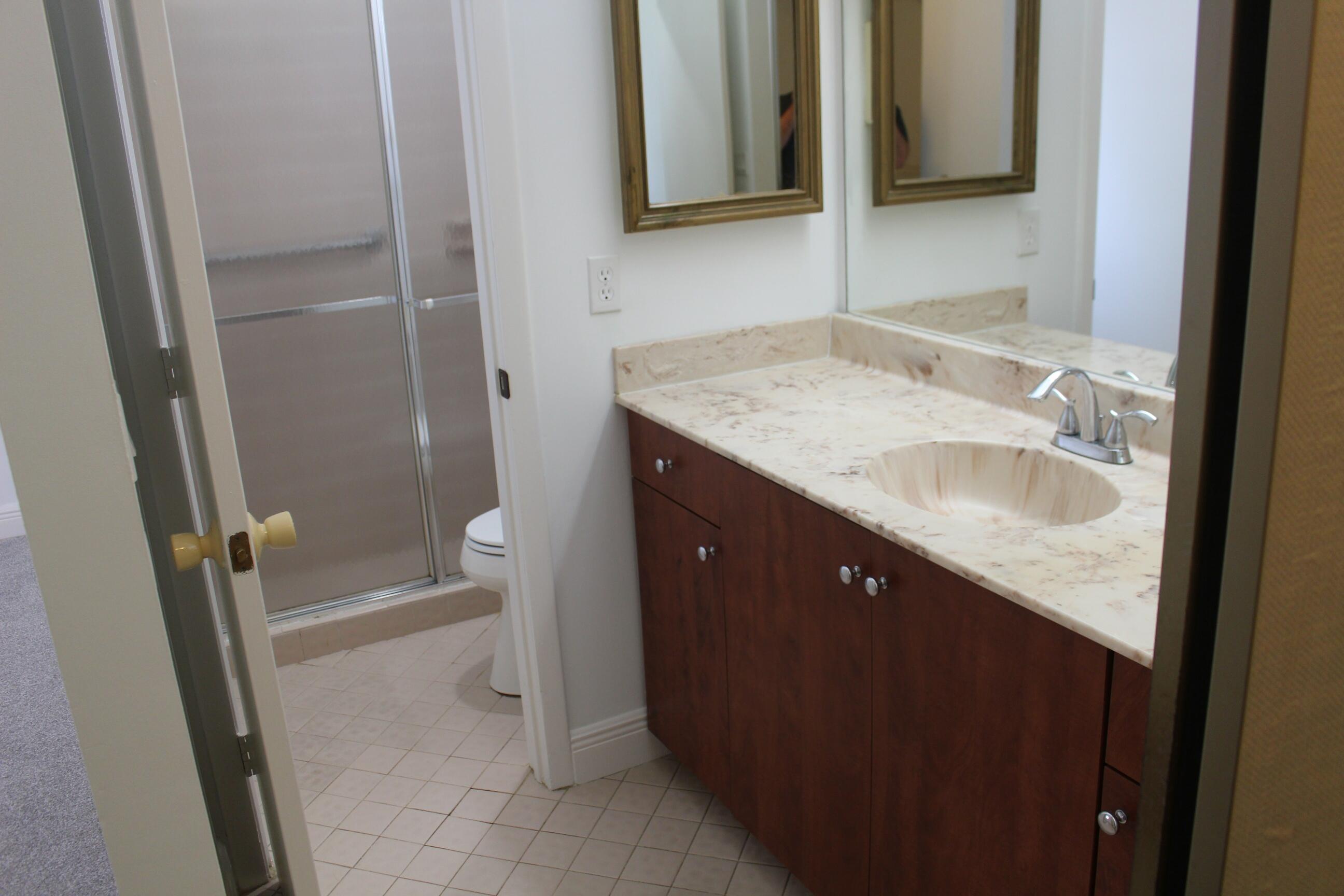 APPLEWOOD VILLAGE III-A CONDO - Residential