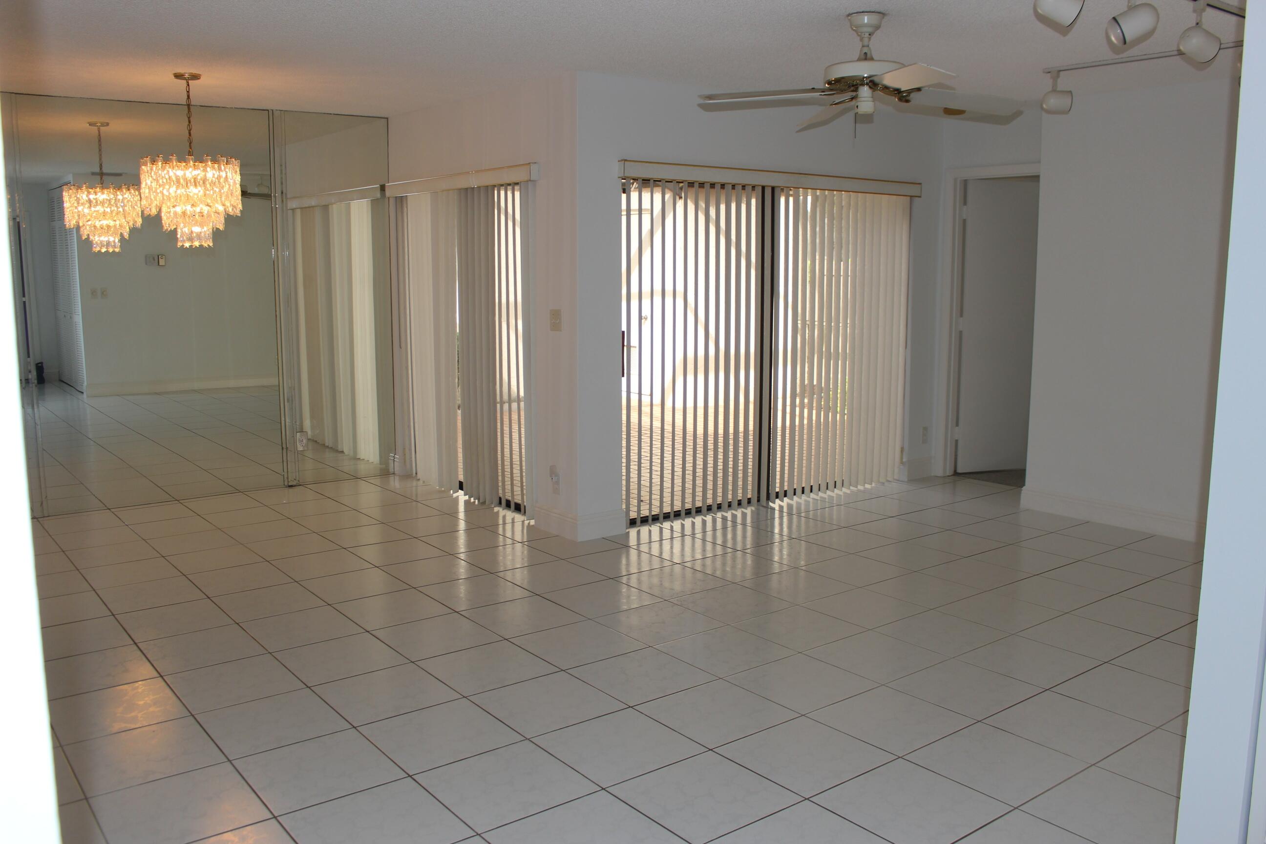 APPLEWOOD VILLAGE III-A CONDO - Residential