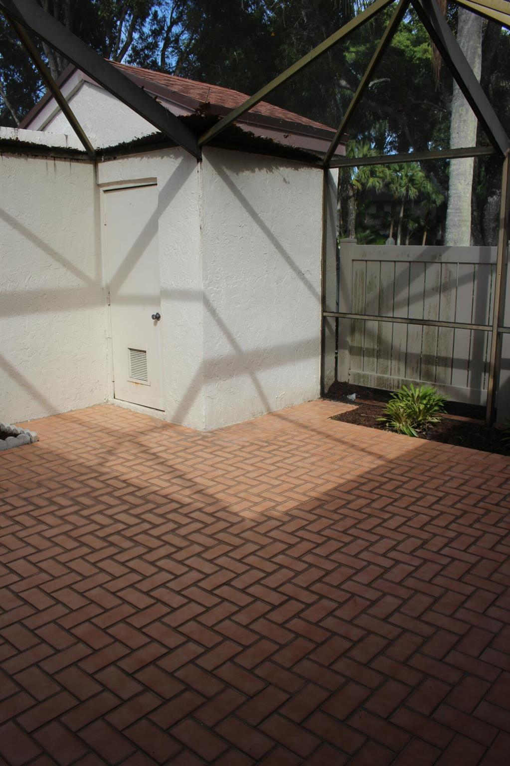 APPLEWOOD VILLAGE III-A C - Residential