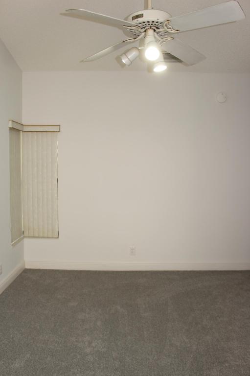 APPLEWOOD VILLAGE III-A CONDO - Residential