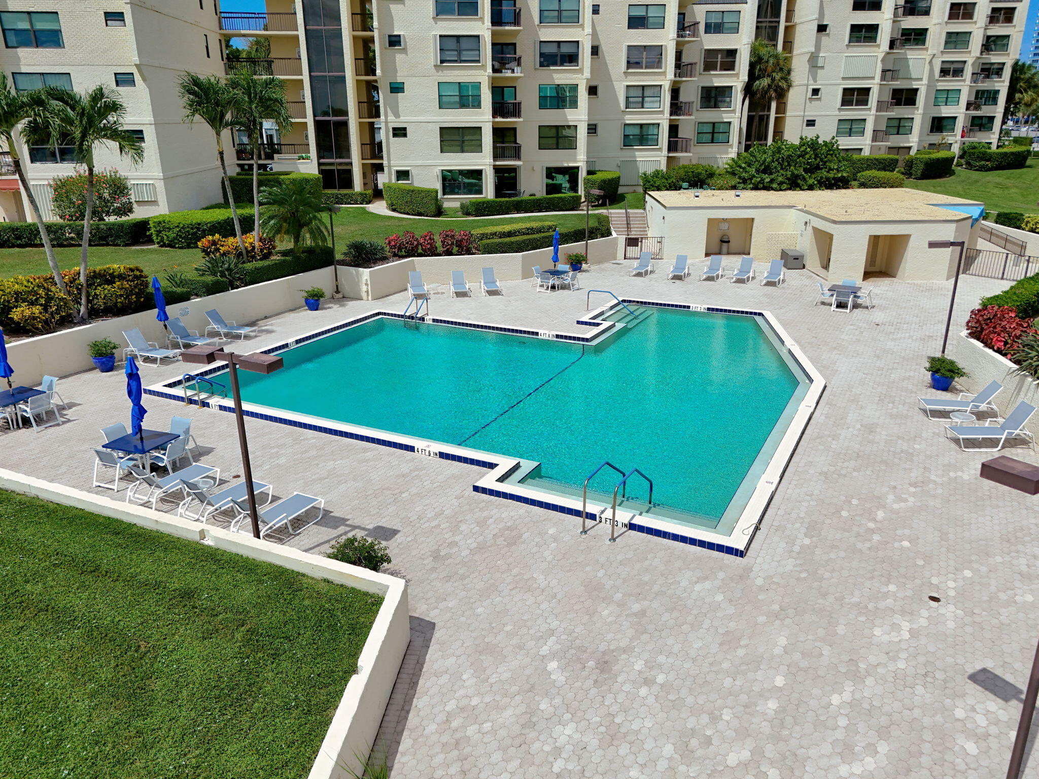 EVERGLADES OF NORTH PALM BEACH - Residential