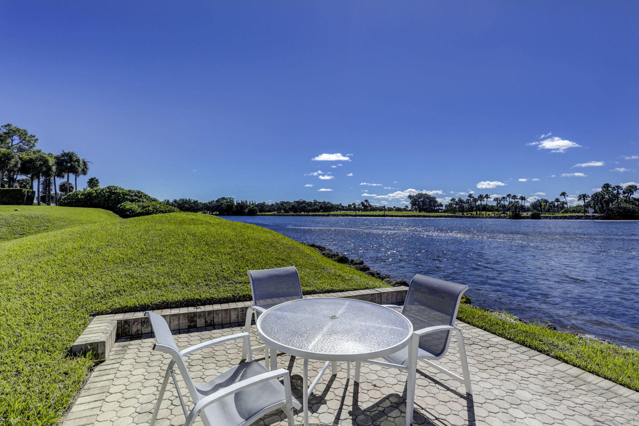 EVERGLADES OF NORTH PALM BEACH - Residential