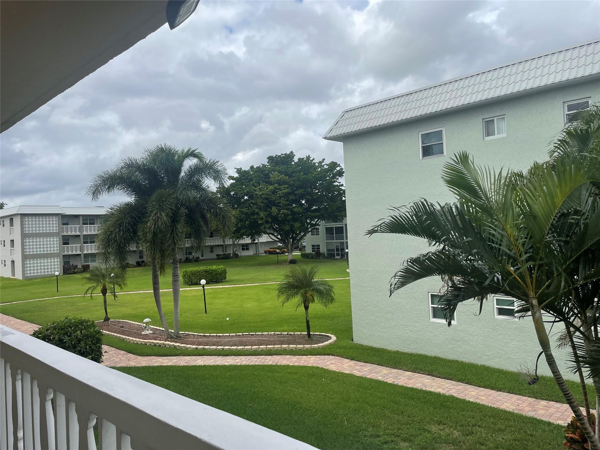 SANDALFOOT SOUTH - Residential