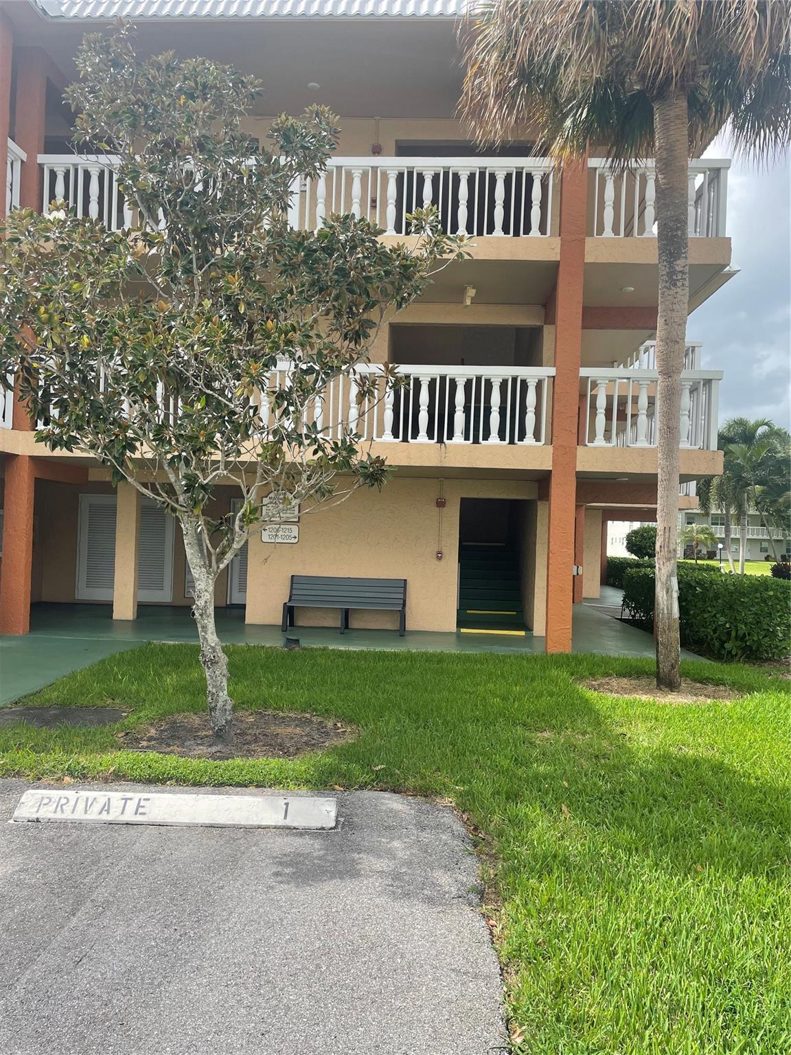 SANDALFOOT SOUTH - Residential