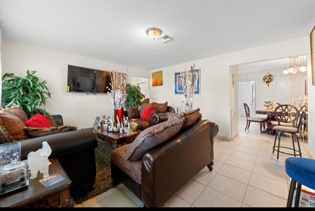 LAUREL HILLS 2ND ADD - Residential