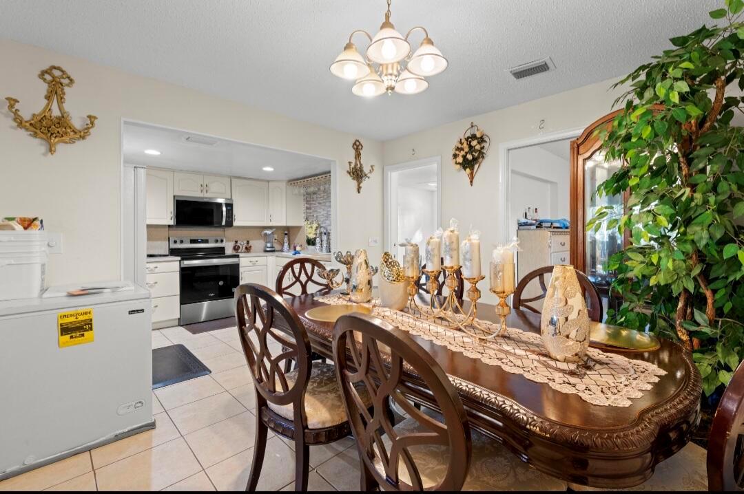 LAUREL HILLS 2ND ADD - Residential